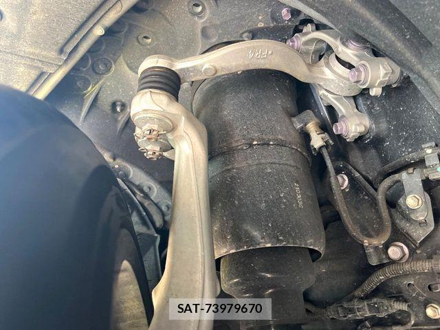 Lexus LS 2021-03 6612860-19