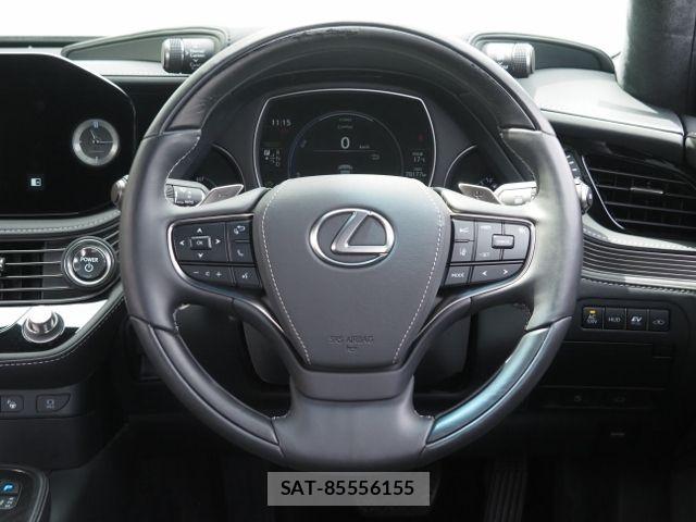 Lexus LS 2023-06 6612862-16