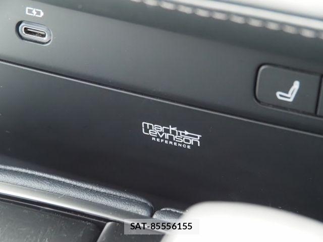 Lexus LS 2023-06 6612862-17