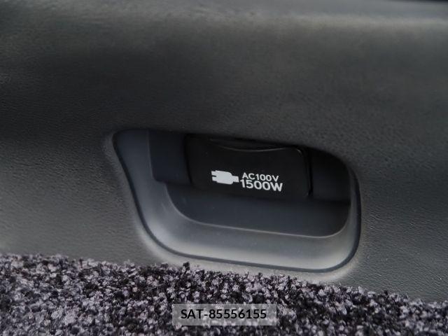 Lexus LS 2023-06 6612862-29