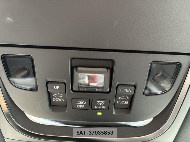 Lexus LS 2021-11 6612861-14