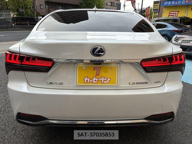 Lexus LS 2021-11 6612861-16