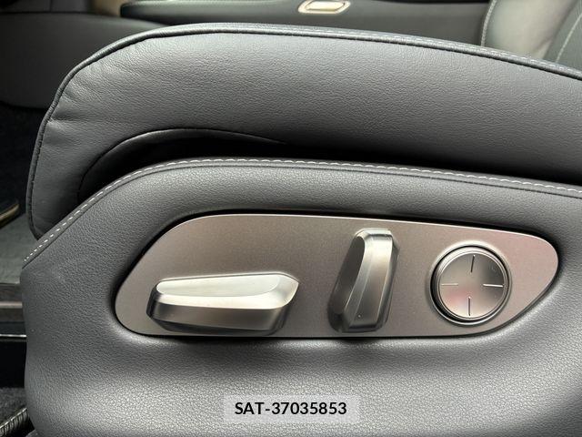 Lexus LS 2021-11 6612861-19