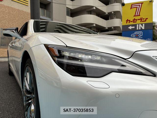 Lexus LS 2021-11 6612861-22