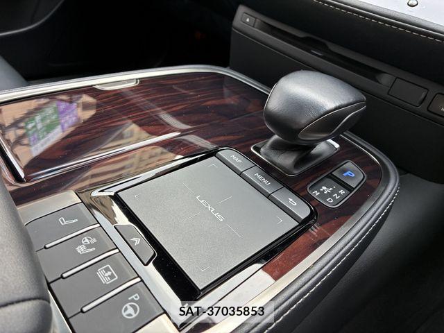 Lexus LS 2021-11 6612861-6