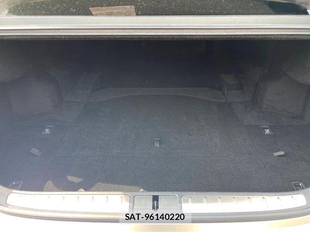Lexus LS 2020-12 6641837-10