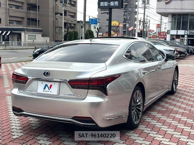 Lexus LS 2020-12 6641837-16
