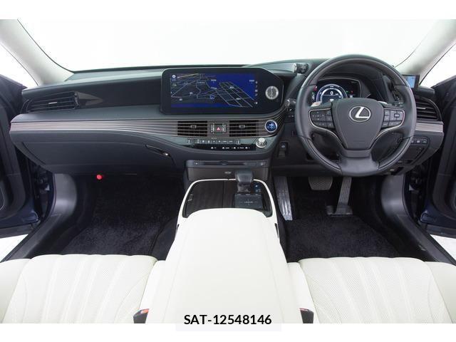 Lexus LS 2022-04 6672275-1