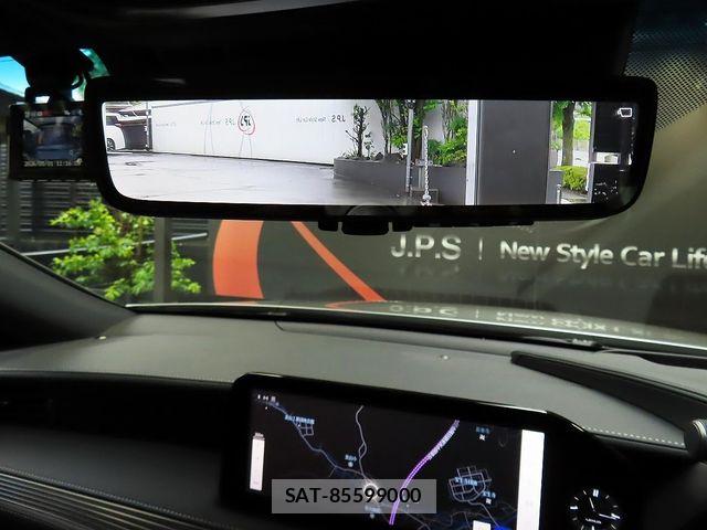 Lexus LS 2023-06 6676684-20