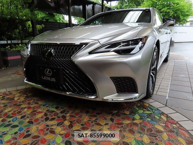 Lexus LS 2023-06 6676684-28