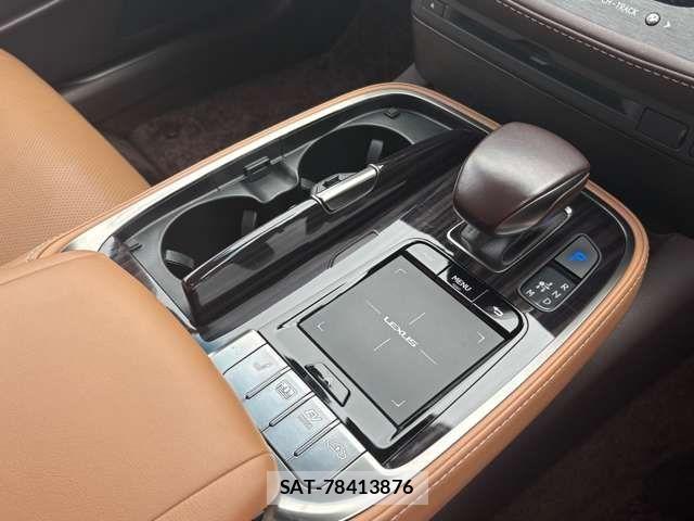 Lexus LS 2018-01 6815701-18