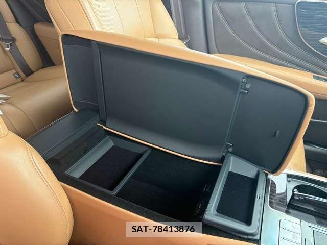 Lexus LS 2018-01 6815701-19