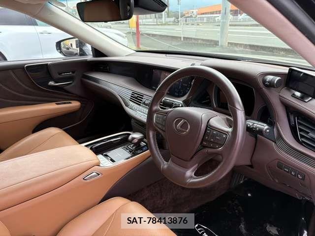 Lexus LS 2018-01 6815701-7