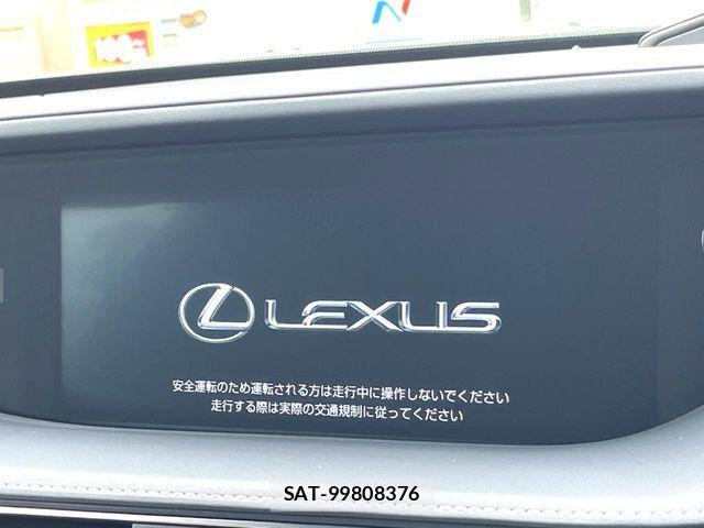 Lexus LS 2018-03 6815712-2