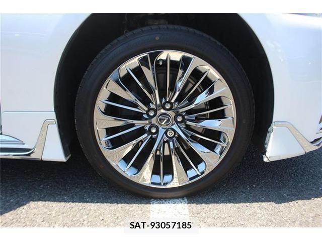 Lexus LS 2017-11 6907737-13