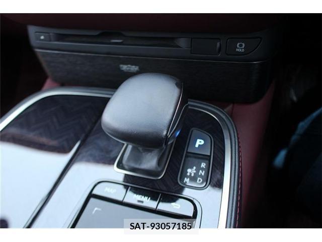 Lexus LS 2017-11 6907737-24