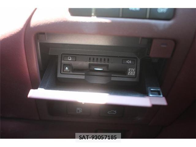 Lexus LS 2017-11 6907737-27