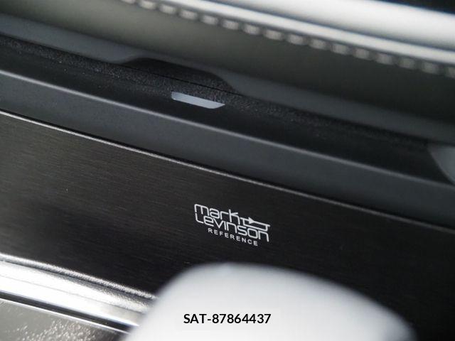 Lexus LS 2021-11 7220994-16