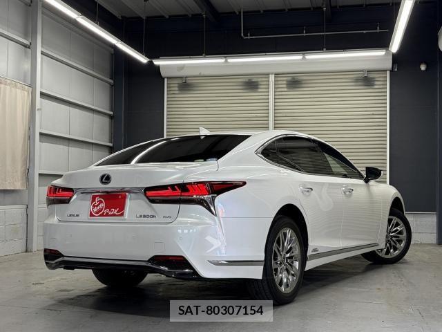 Lexus LS 2018-02 7220991-1