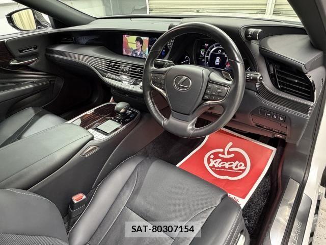Lexus LS 2018-02 7220991-21