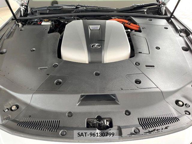 Lexus LS 2018-01 7220989-17