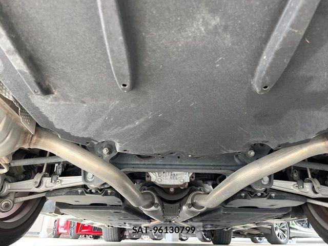 Lexus LS 2018-01 7220989-18