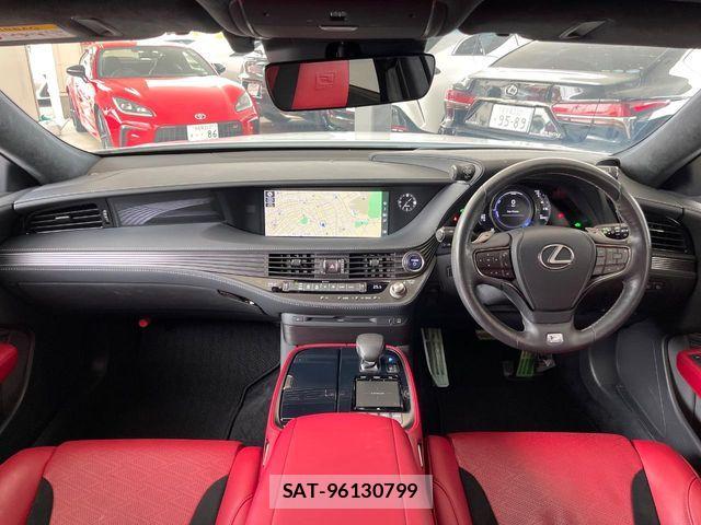Lexus LS 2018-01 7220989-1