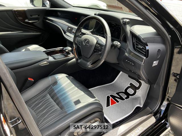 Lexus LS 2018-01 7251333-10