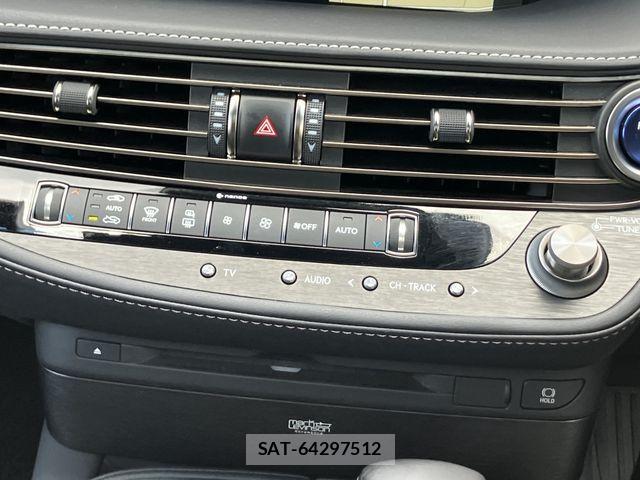 Lexus LS 2018-01 7251333-17
