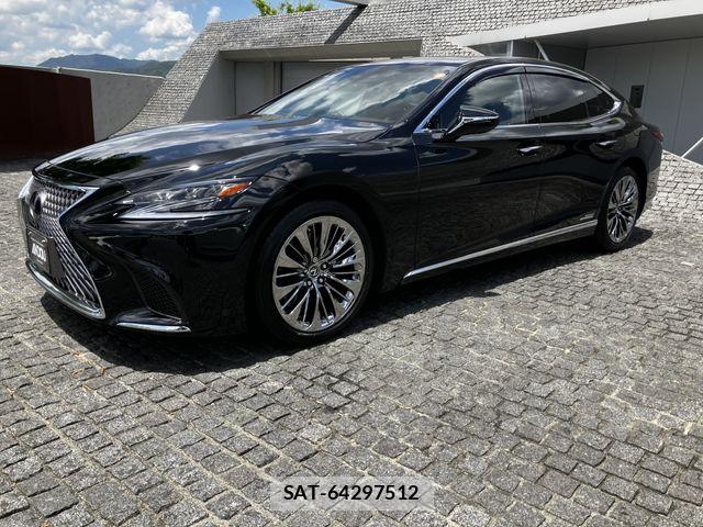 Lexus LS 2018-01 7251333-1