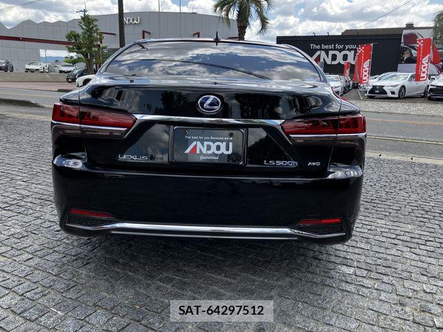 Lexus LS 2018-01 7251333-6