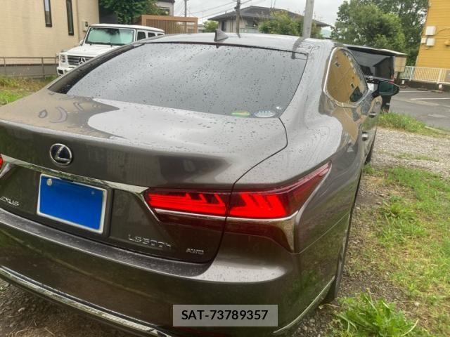 Lexus LS 2017-12 7251325-5