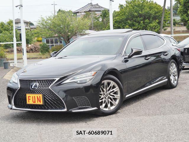 Lexus LS 2022-09 7272231-0