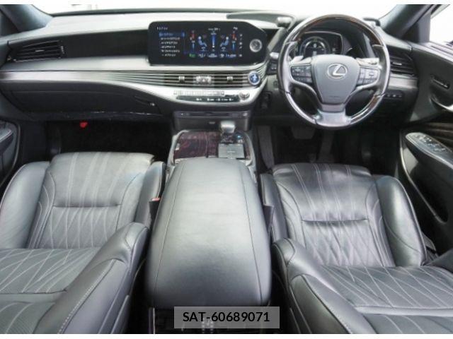 Lexus LS 2022-09 7272231-9