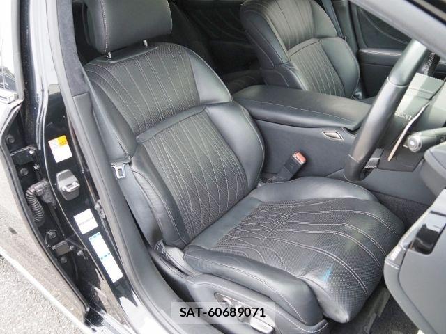 Lexus LS 2022-09 7272231-10