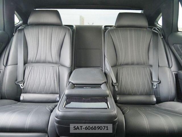Lexus LS 2022-09 7272231-12