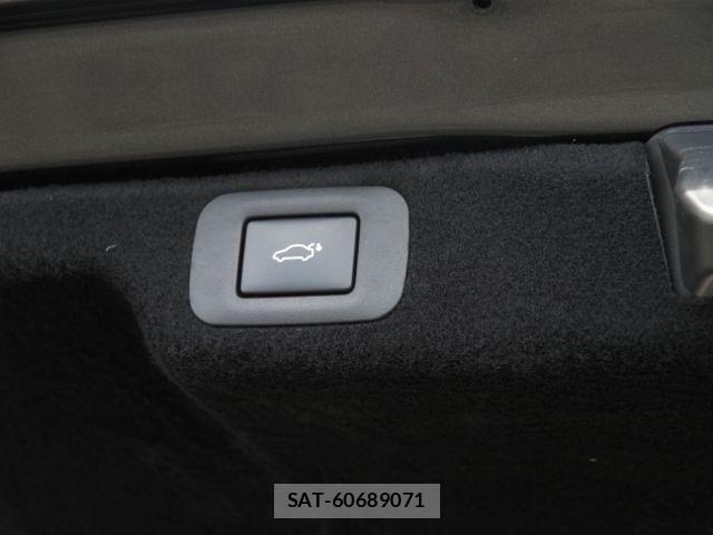 Lexus LS 2022-09 7272231-15