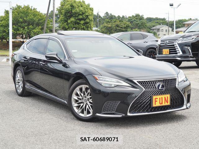 Lexus LS 2022-09 7272231-2