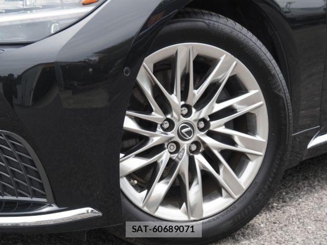 Lexus LS 2022-09 7272231-7