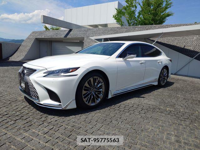 Lexus LS 2018-01 7392678-1