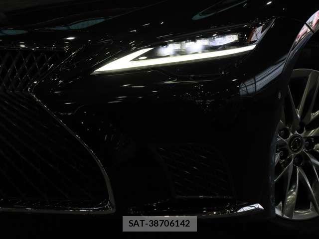 Lexus LS 2021-03 7455414-14