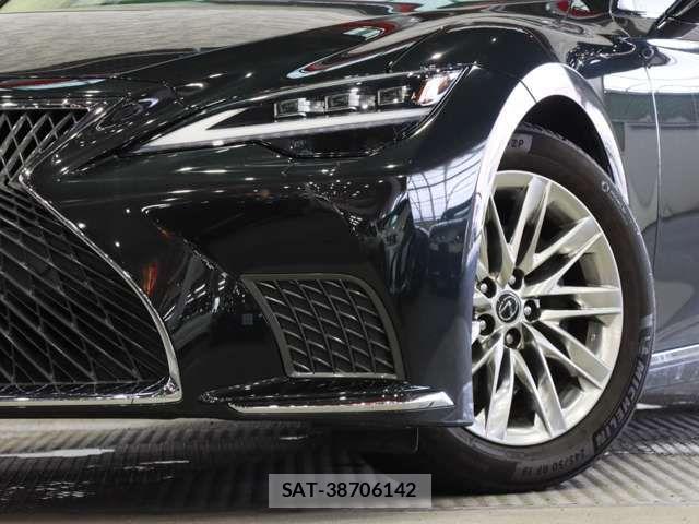 Lexus LS 2021-03 7455414-15