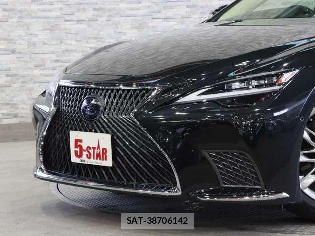 Lexus LS 2021-03 7455414-16