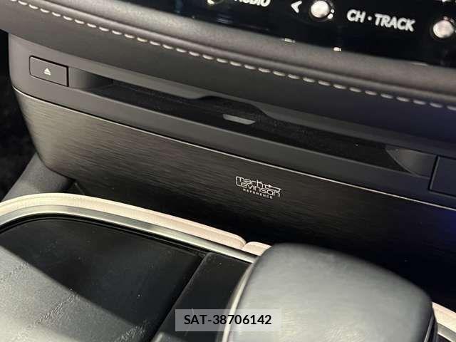 Lexus LS 2021-03 7455414-7