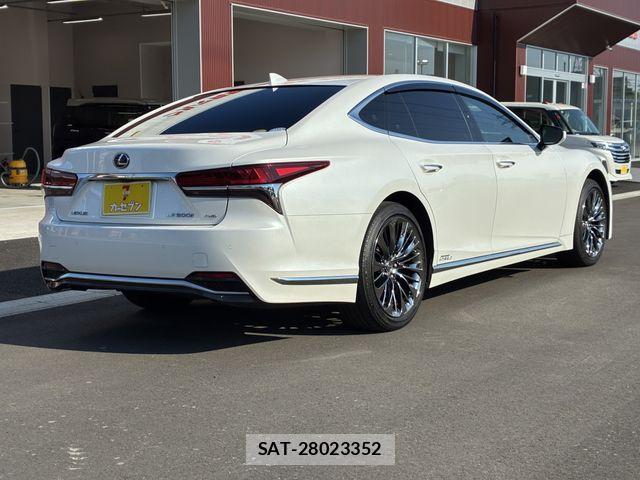 Lexus LS 2017-11 7455415-9