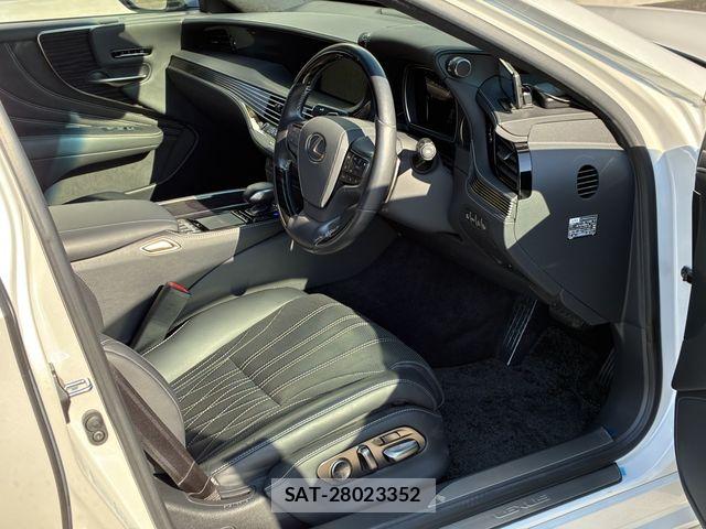 Lexus LS 2017-11 7455415-11