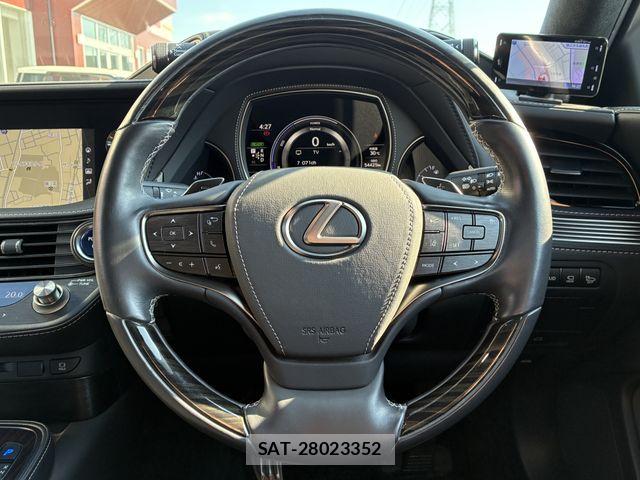 Lexus LS 2017-11 7455415-25
