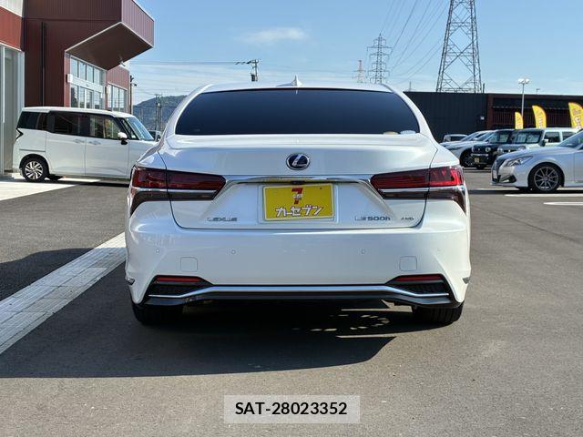 Lexus LS 2017-11 7455415-8