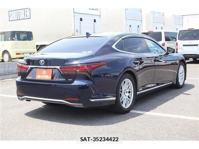 Lexus LS 2021-02 7501279-12