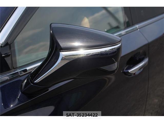 Lexus LS 2021-02 7501279-27